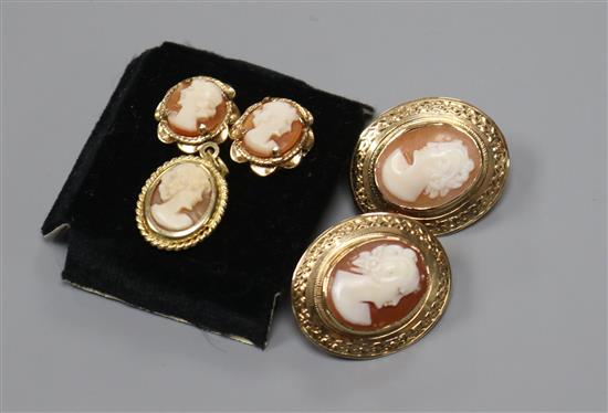 Two pairs of 9ct gold and cameo earrings and a 9ct gold and cameo small pendant.